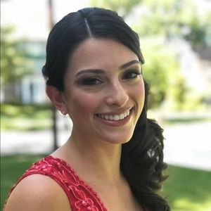 Meet your Posher, Sophia